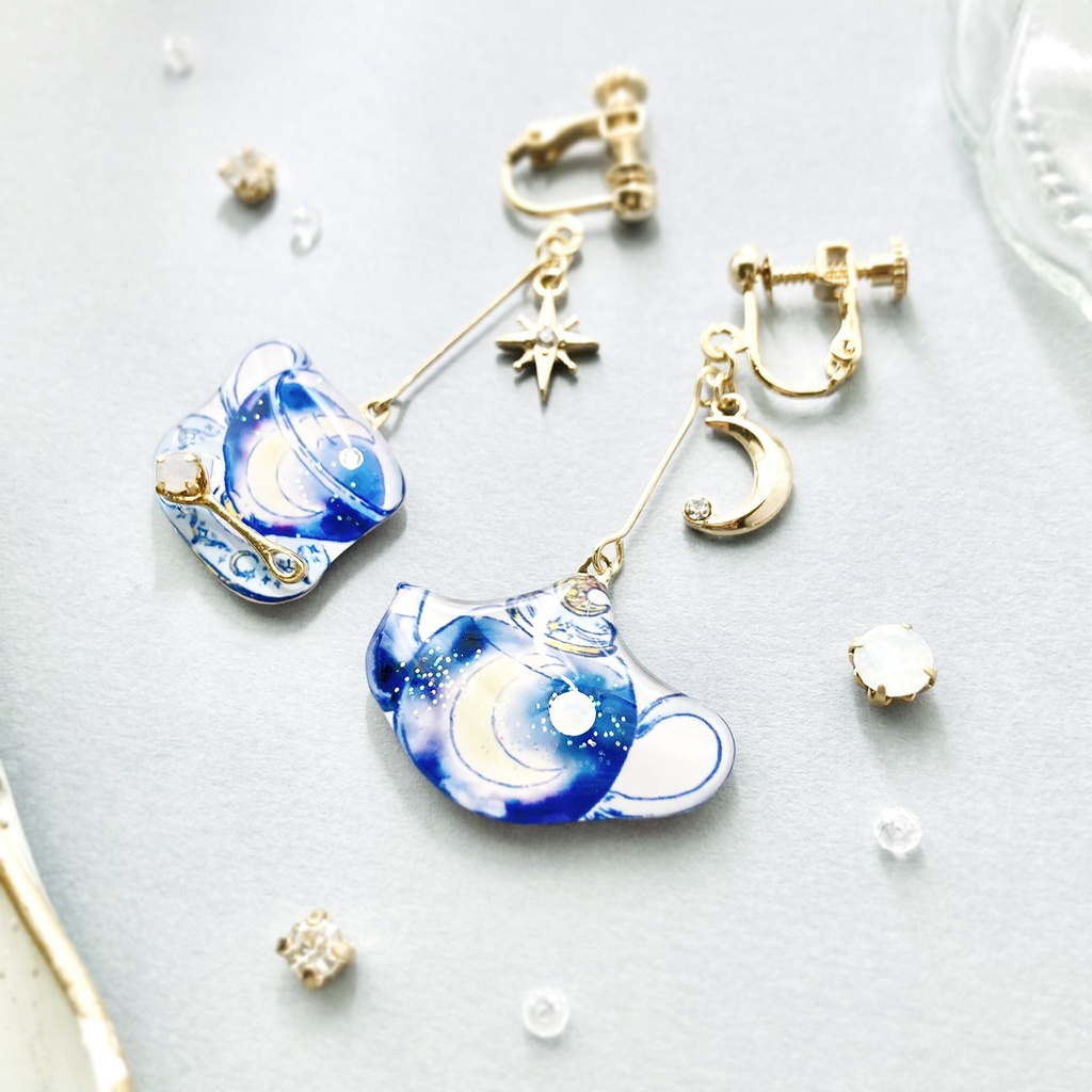 MoonTea earring|夜空と月のティーカップ&ポットイヤリング・ピアス〔紅茶シリーズ〕