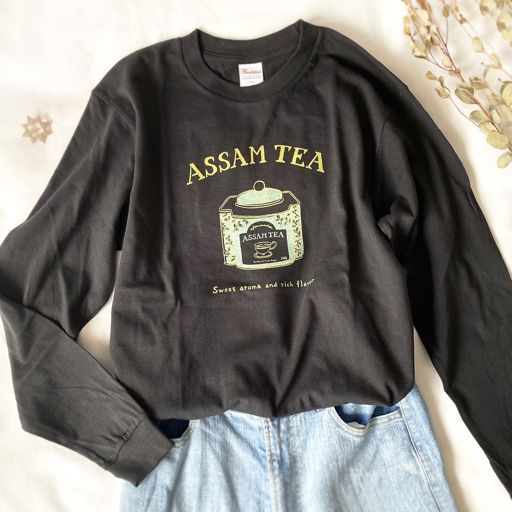 【11月中旬発送】アッサム ロンT(黒)|長袖Tシャツ〔紅茶シリーズ〕