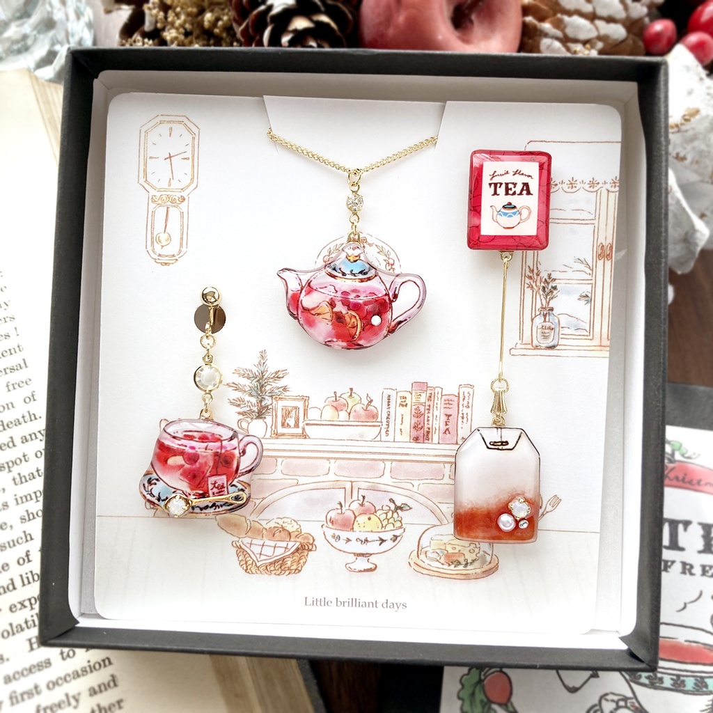 Teatime Christmas Coffret -RoseTea-|クリスマスコフレ【ローズティー】(ティーカップのイヤリング・ピアス&ネックレス)〔紅茶シリーズ〕