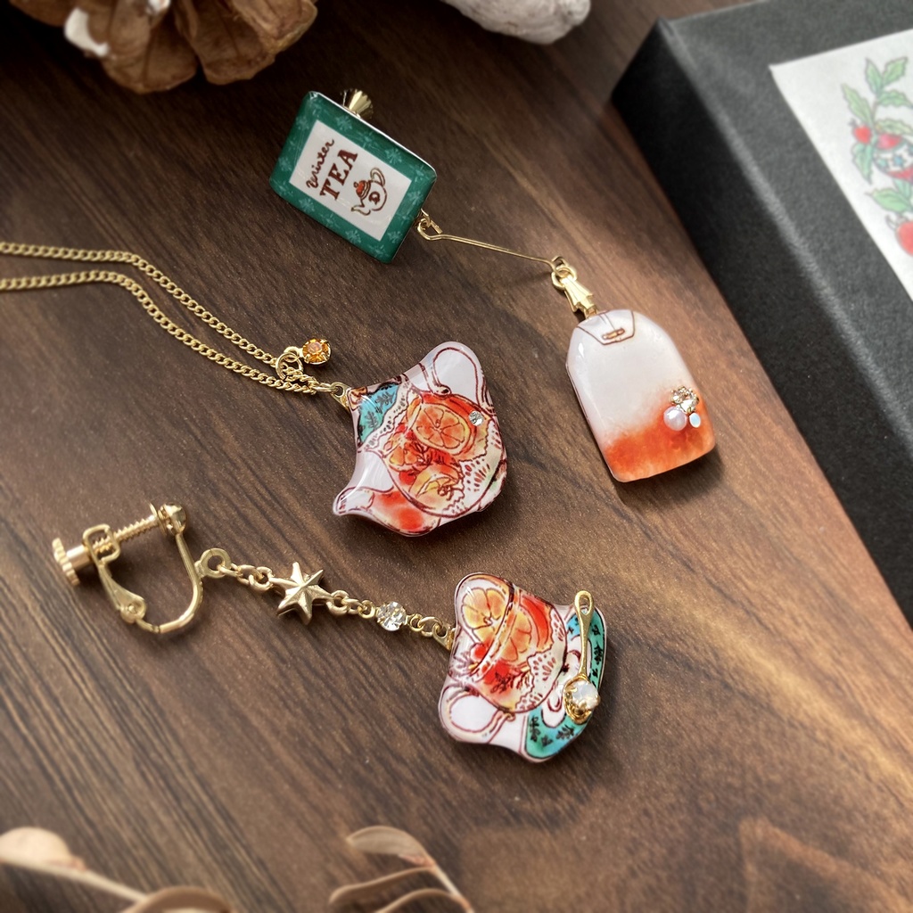 Teatime Christmas Coffret -OrangeTea-|クリスマスコフレ【オレンジティー】(ティーカップのイヤリング・ピアス&ネックレス)〔紅茶シリーズ〕
