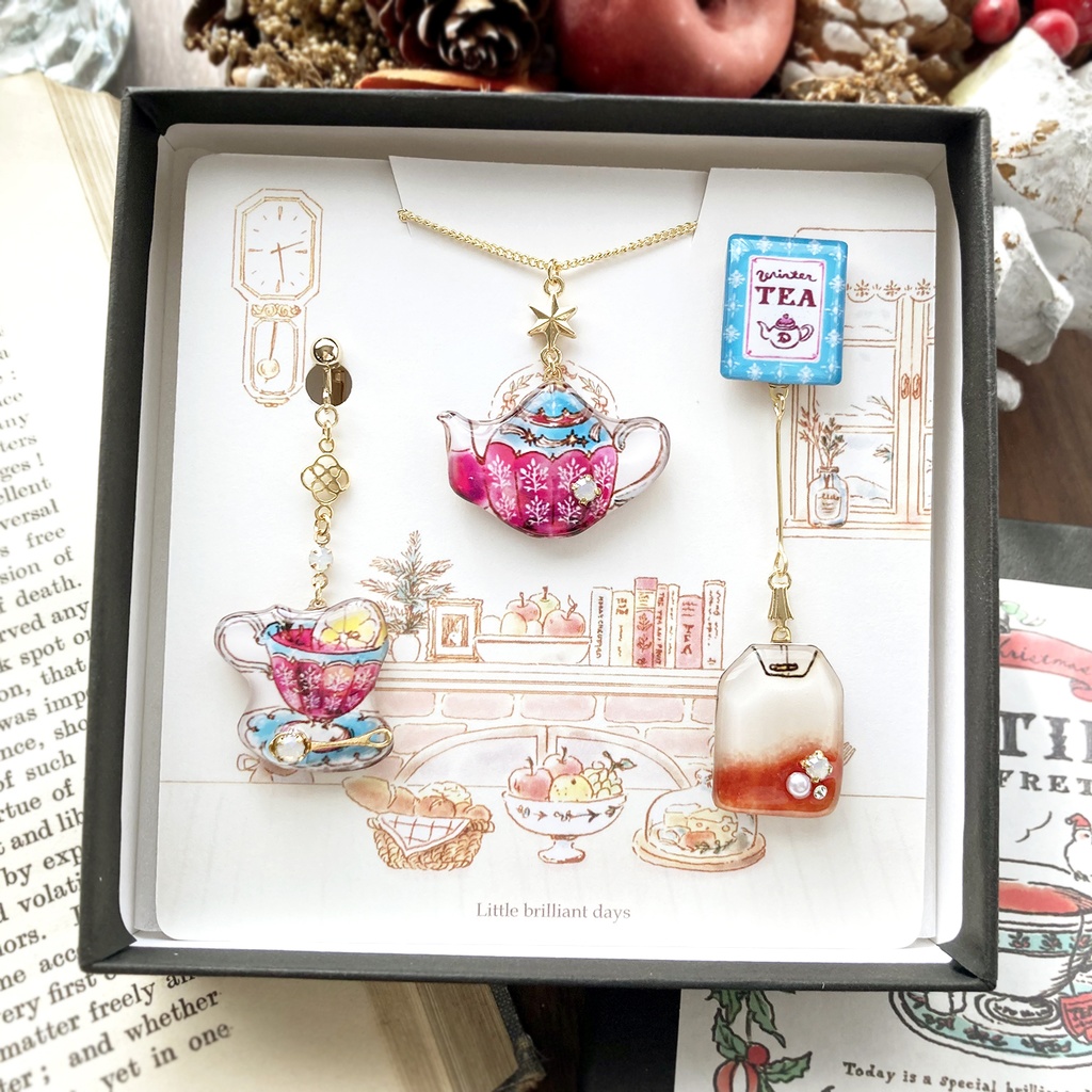 Teatime Christmas Coffret -PinkTea-|クリスマスコフレ【ピンクティー】(ティーカップのイヤリング・ピアス&ネックレス)〔紅茶シリーズ〕