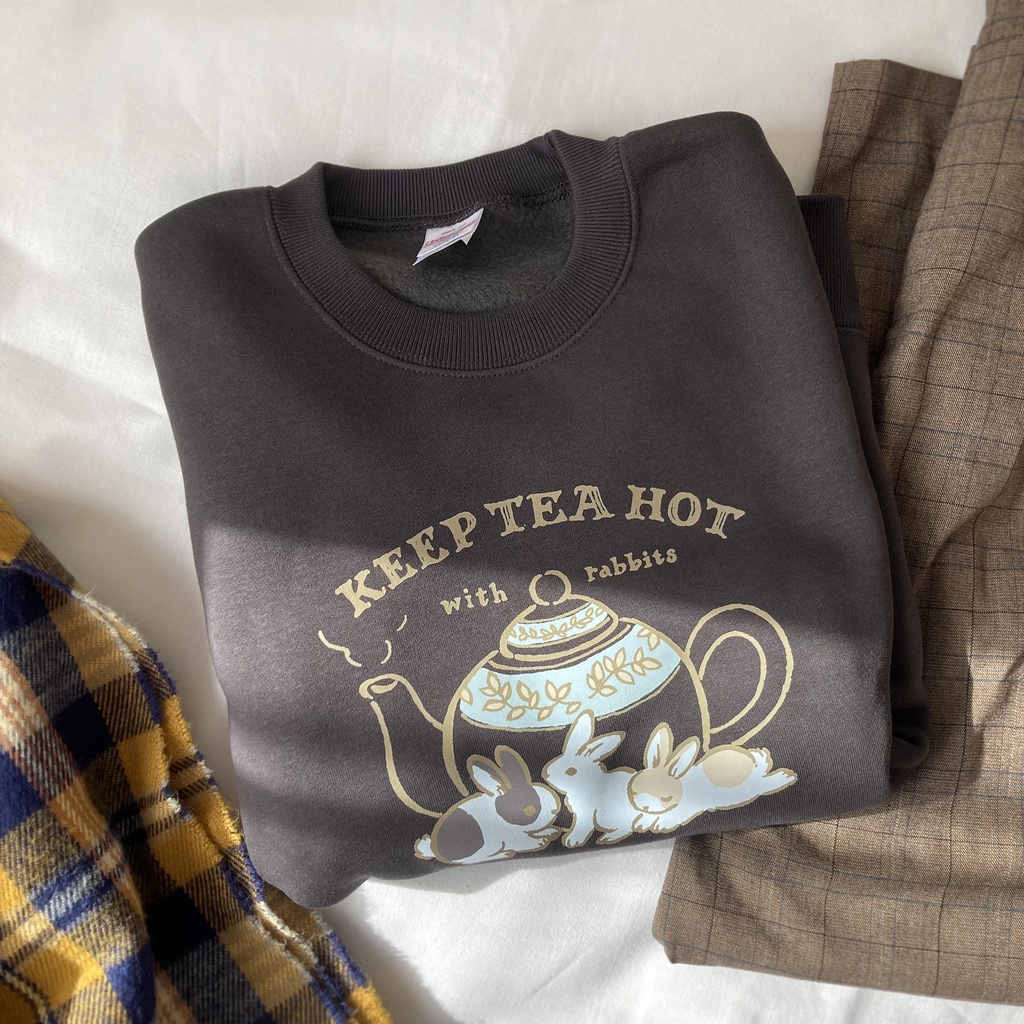 【12月中旬発送】うさぎティーポット裏起毛スウェット(スモークブラック)|長袖