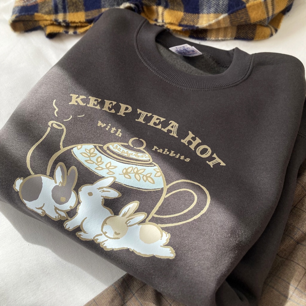 【12月中旬発送】うさぎティーポット裏起毛スウェット(スモークブラック)|長袖