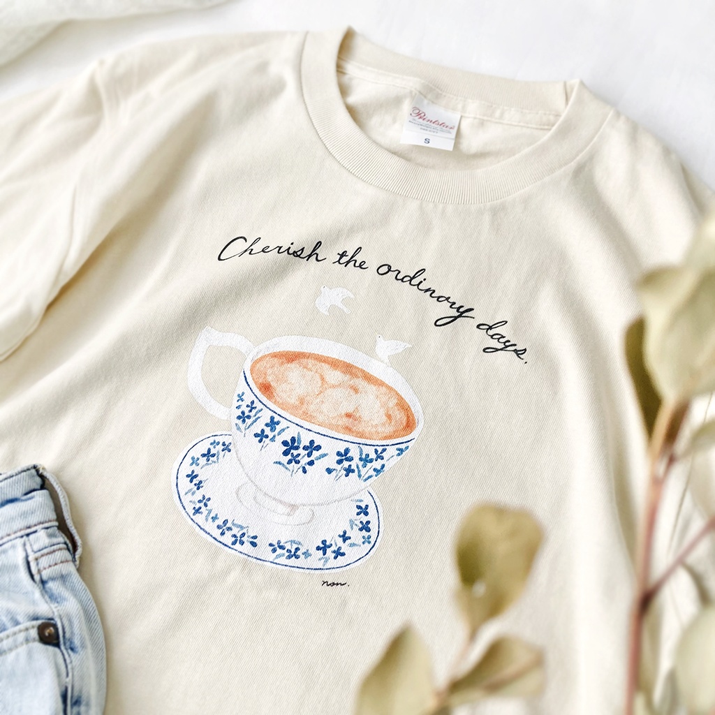 【5月下旬発送】鳥とティーカップTシャツ(ミルクティ)《Tea-shirt》|紅茶