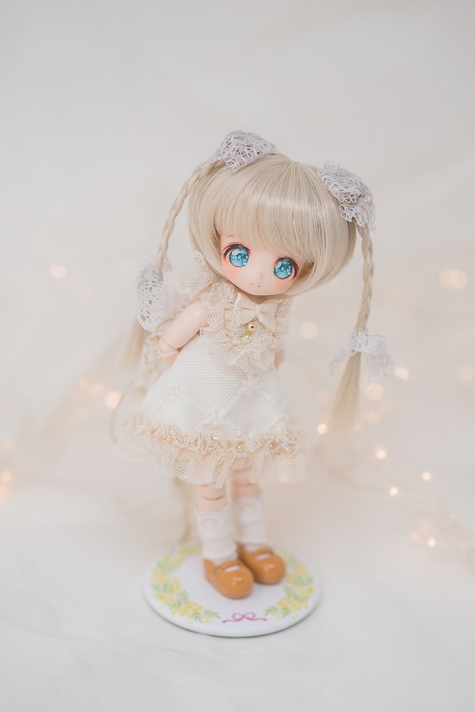 【マグネットスタンド】簡易ドールスタンド