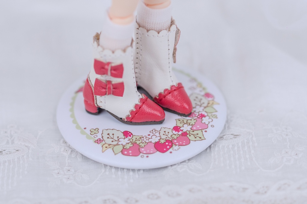 【マグネットスタンド】簡易ドールスタンド