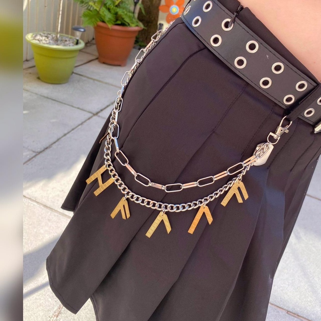 ᚢᚨᛚᚺᚨᛚᛚᚨ / Valhalla - Handmade Drum Cymbal Hip Chain