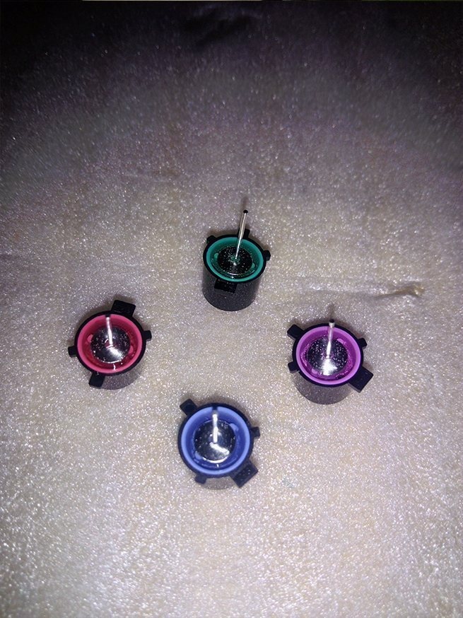 X O □ ∆ - GameStation Button Stud Earrings - Red