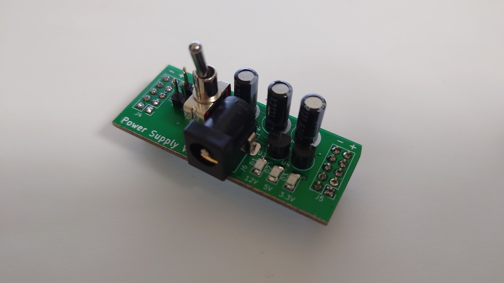 ブレッドボード用電源 (プロトタイプ品)