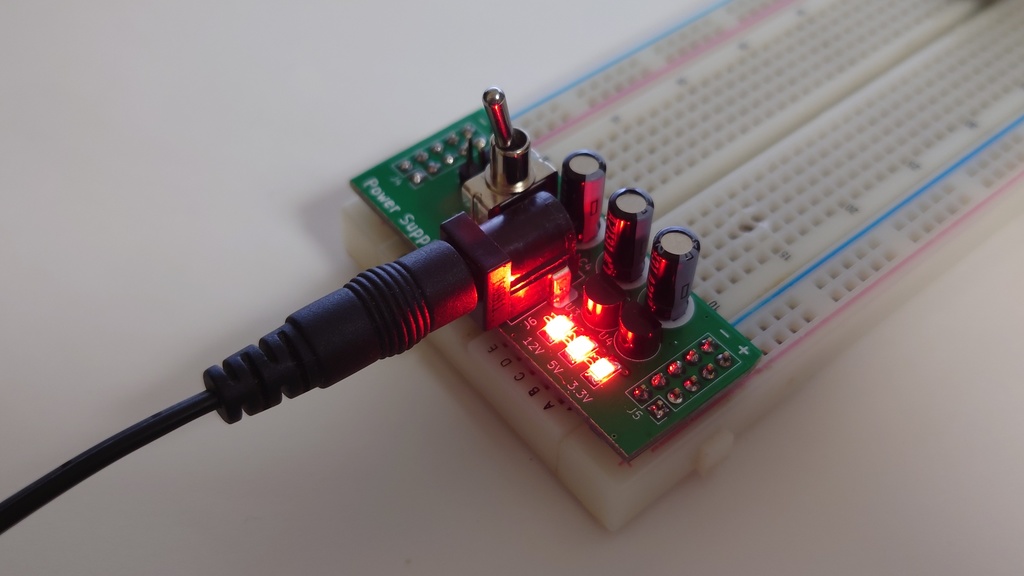 ブレッドボード用電源 (プロトタイプ品)