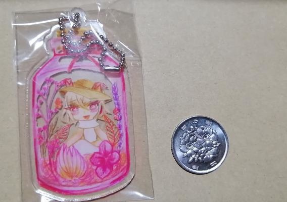 イリル　ハーバリウム風アクキー