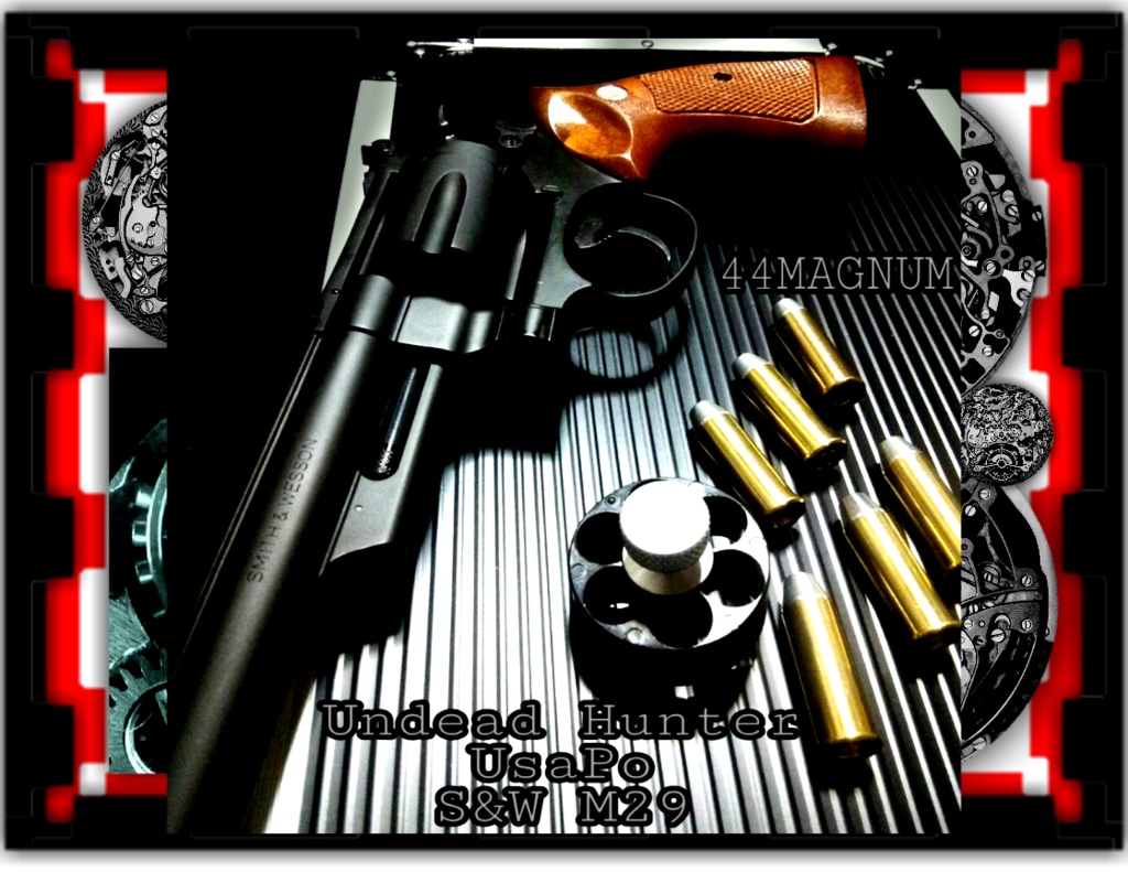 M29-3 Undead Hunter UsaPo 44MAGNUM T-shirt ☆ 3 (44マグナム Tシャツ)