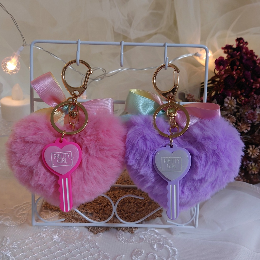 【わんぷり】ハートのモコモコキーホルダー