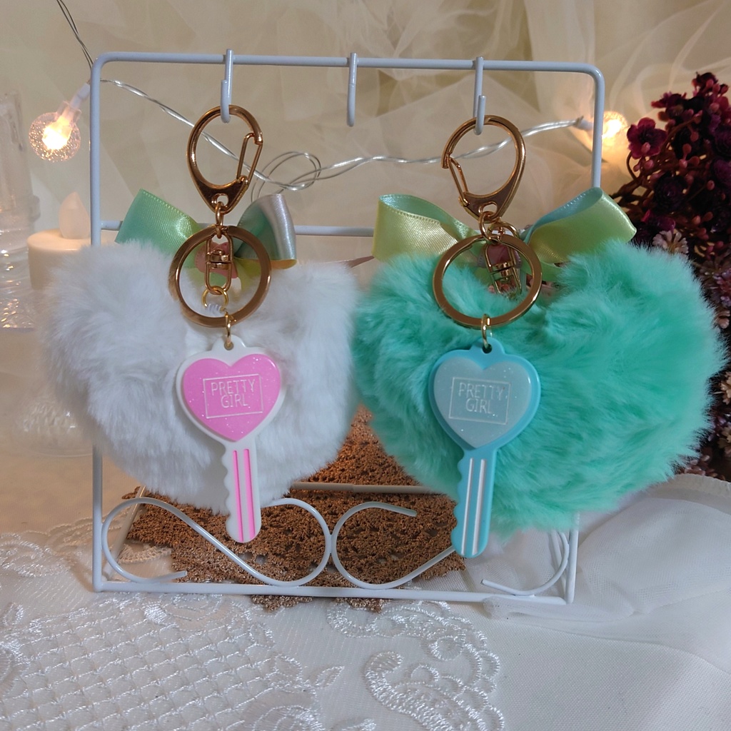 【わんぷり】ハートのモコモコキーホルダー