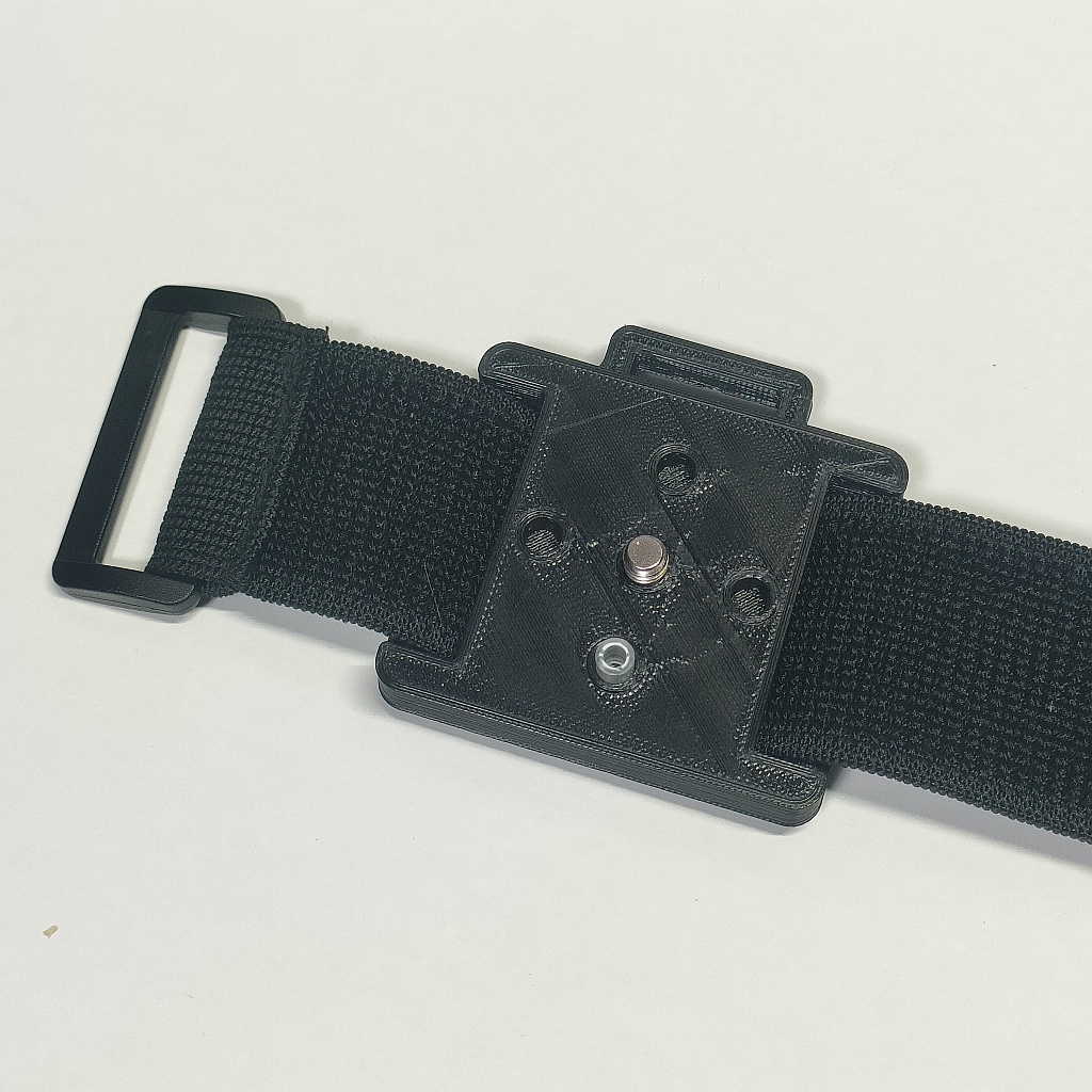 トラッカー用ベルトマウンタ(肘・膝想定)