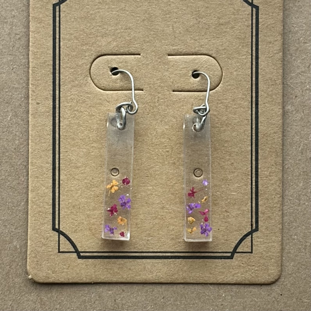 揺れるお花のレジンピアス　ハロウィン