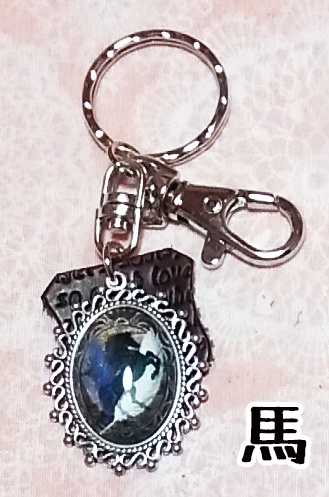 進撃の巨人 シークレットモチーフ キーホルダー メタルカラー