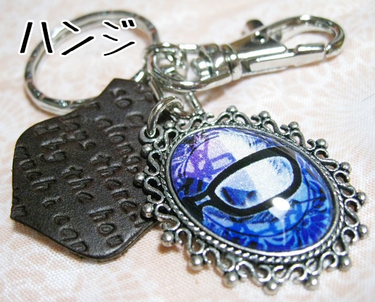 進撃の巨人 シークレットモチーフ キーホルダー メタルカラー