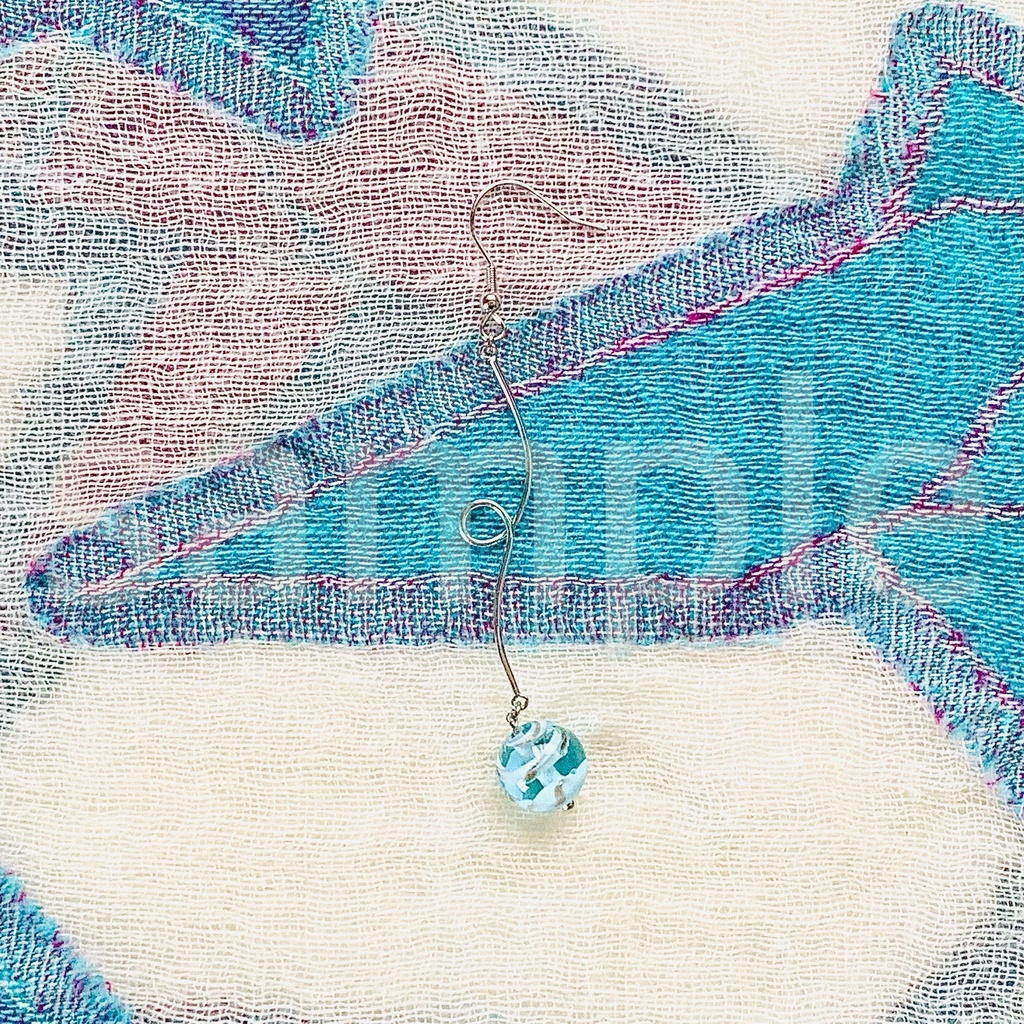 ソーダピアス(片耳用)