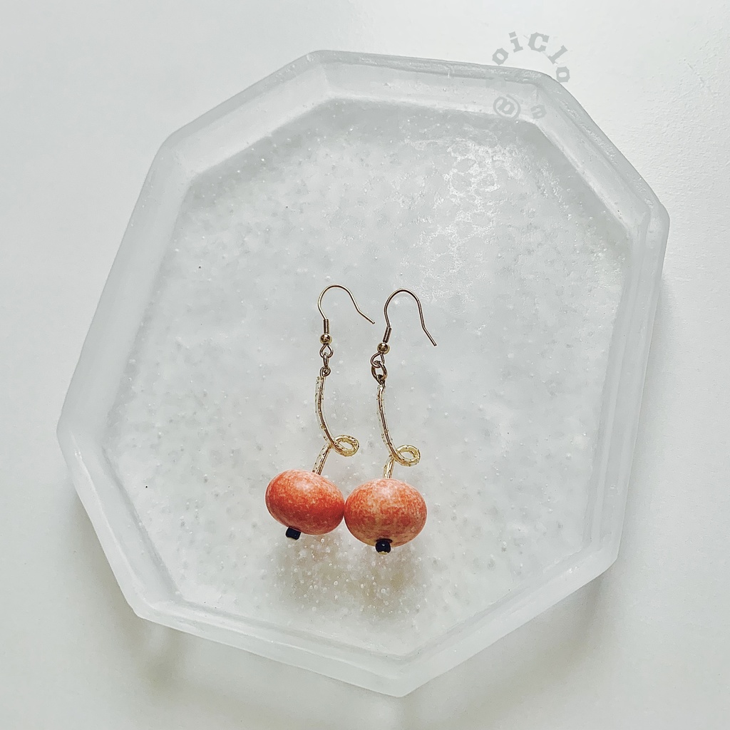 木の実ピアスorイヤリング