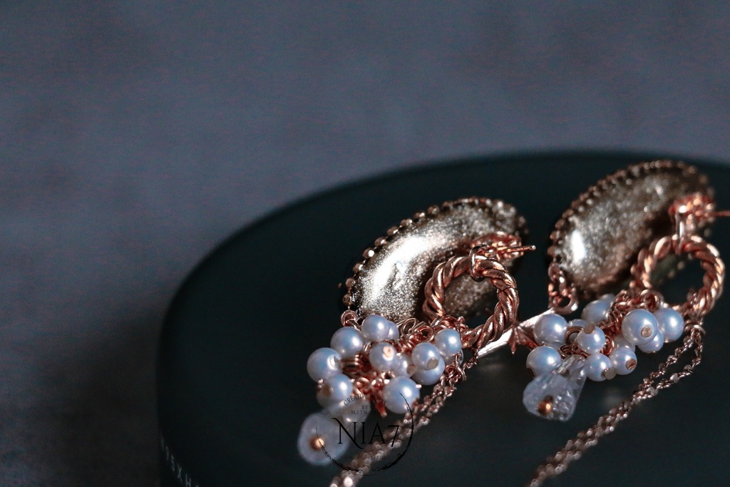 Blue velvet earrings(ピアス)