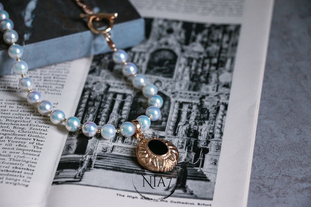 再販無し serene necklace