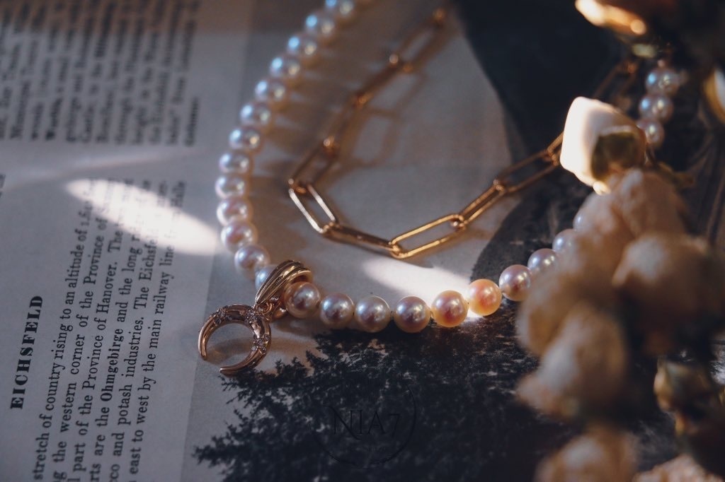 Perl×moon chain necklace