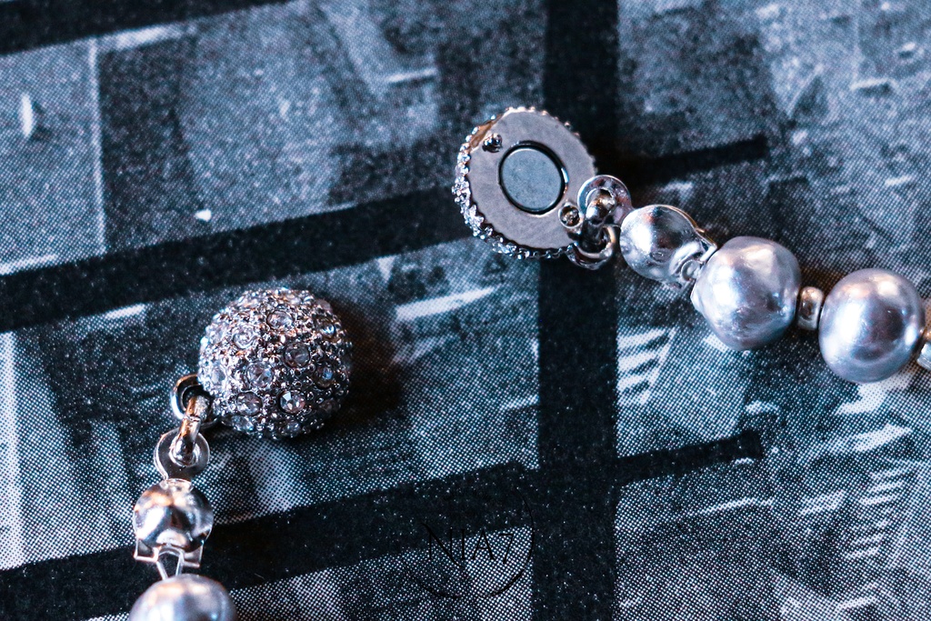 シルバーパールロングネックレス