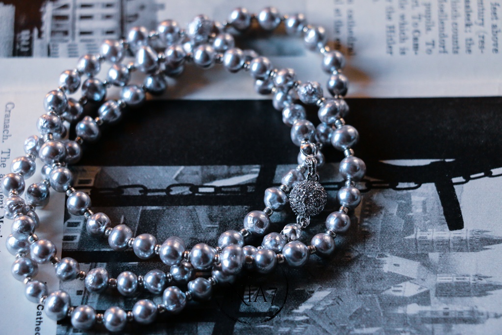 シルバーパールロングネックレス