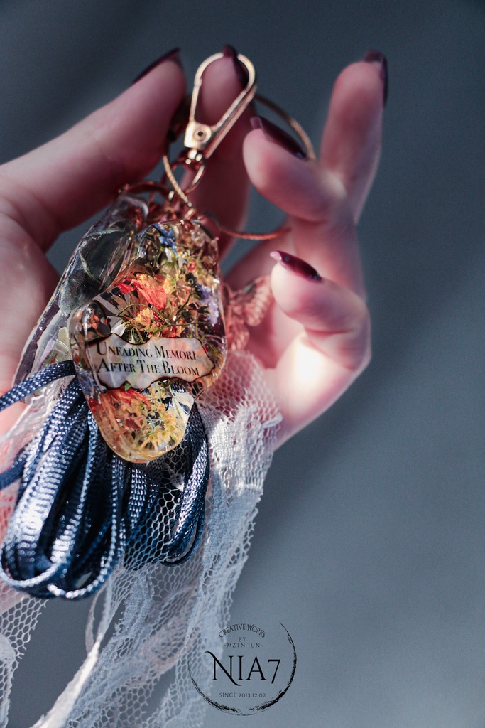 Bloom キーホルダー