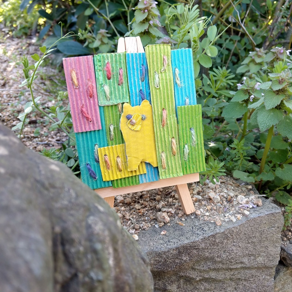 春のクマ【ダンボールアート】