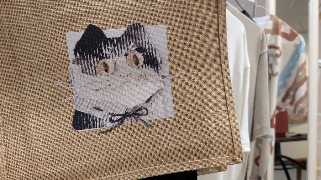 ジュート・トートバッグ おめかしネコ