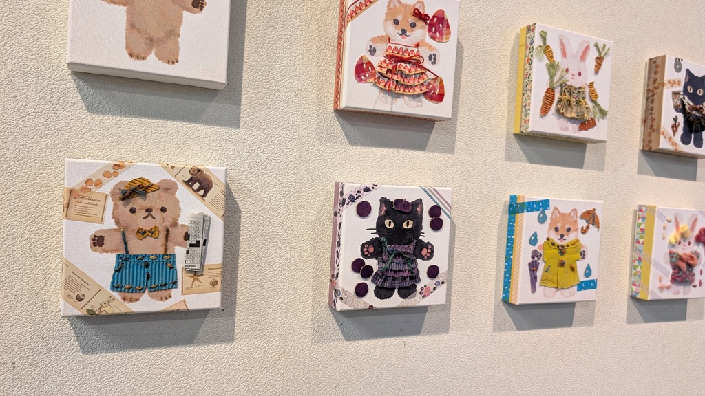 ぬいぐるみ着せ替え風キャンバス 読書家くま