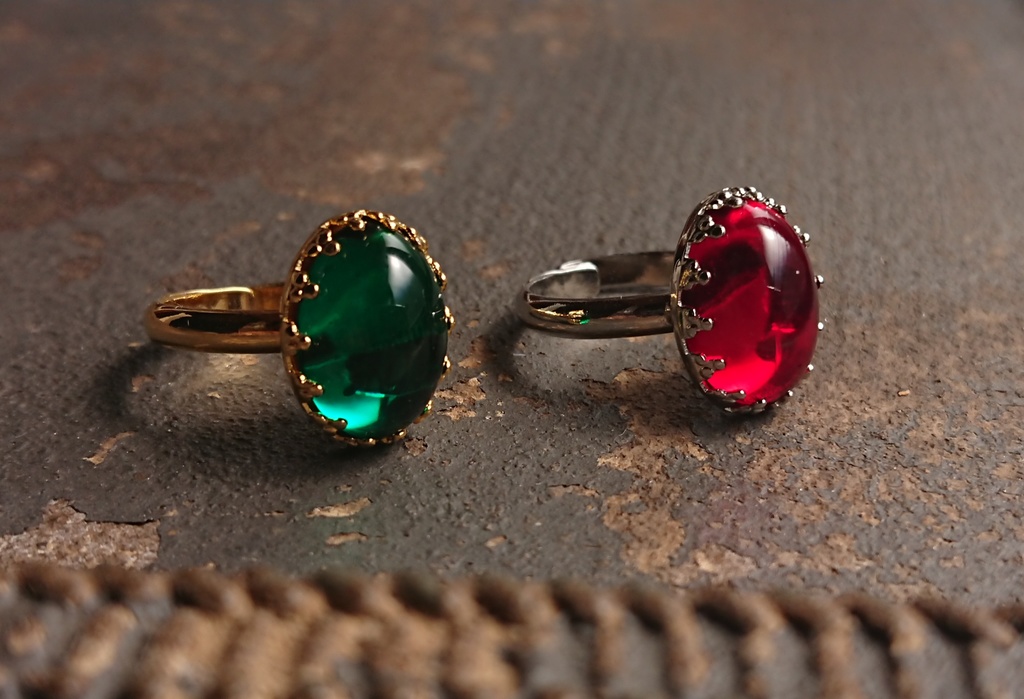 ソーロキスワロフスキーリング