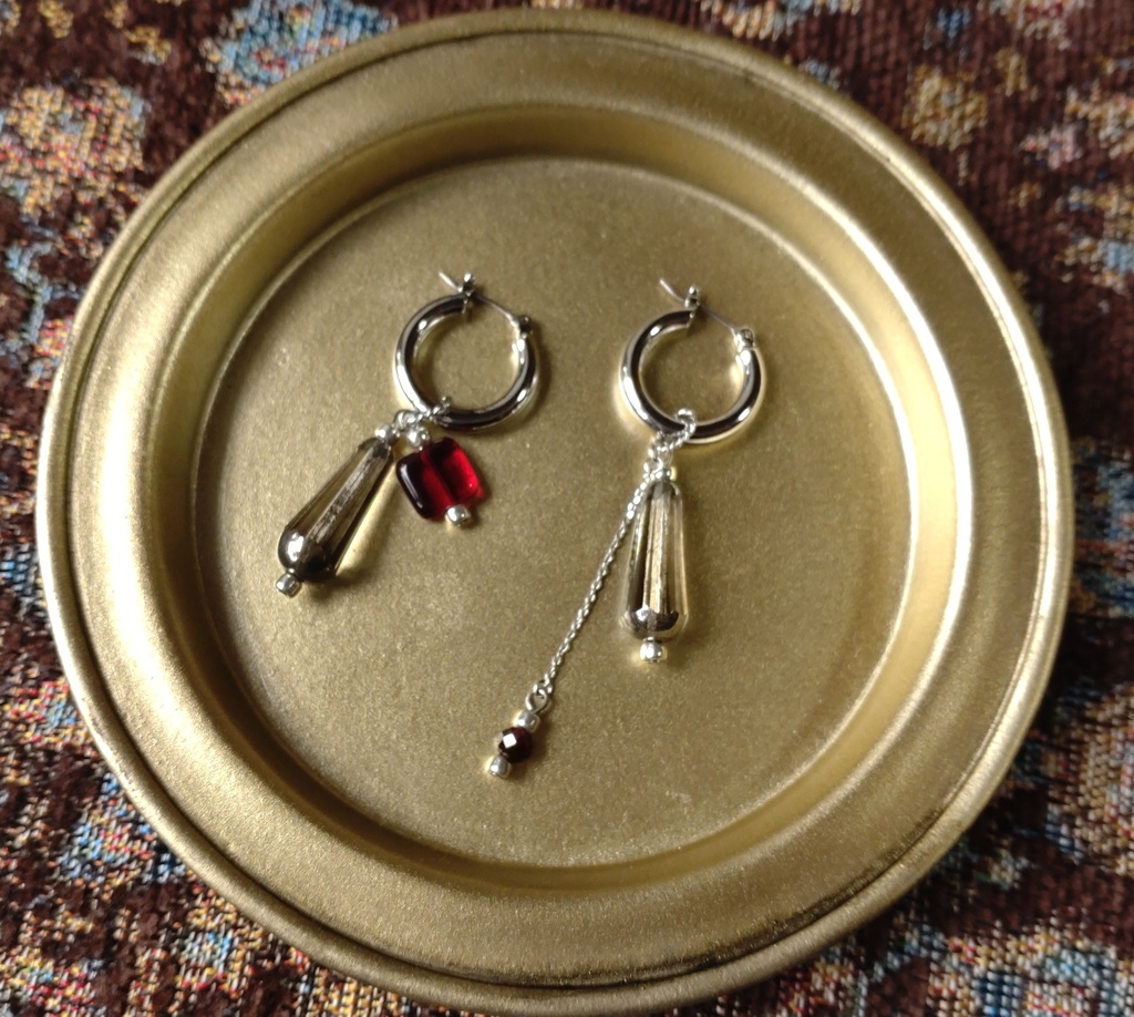 チェコシズク耳飾り