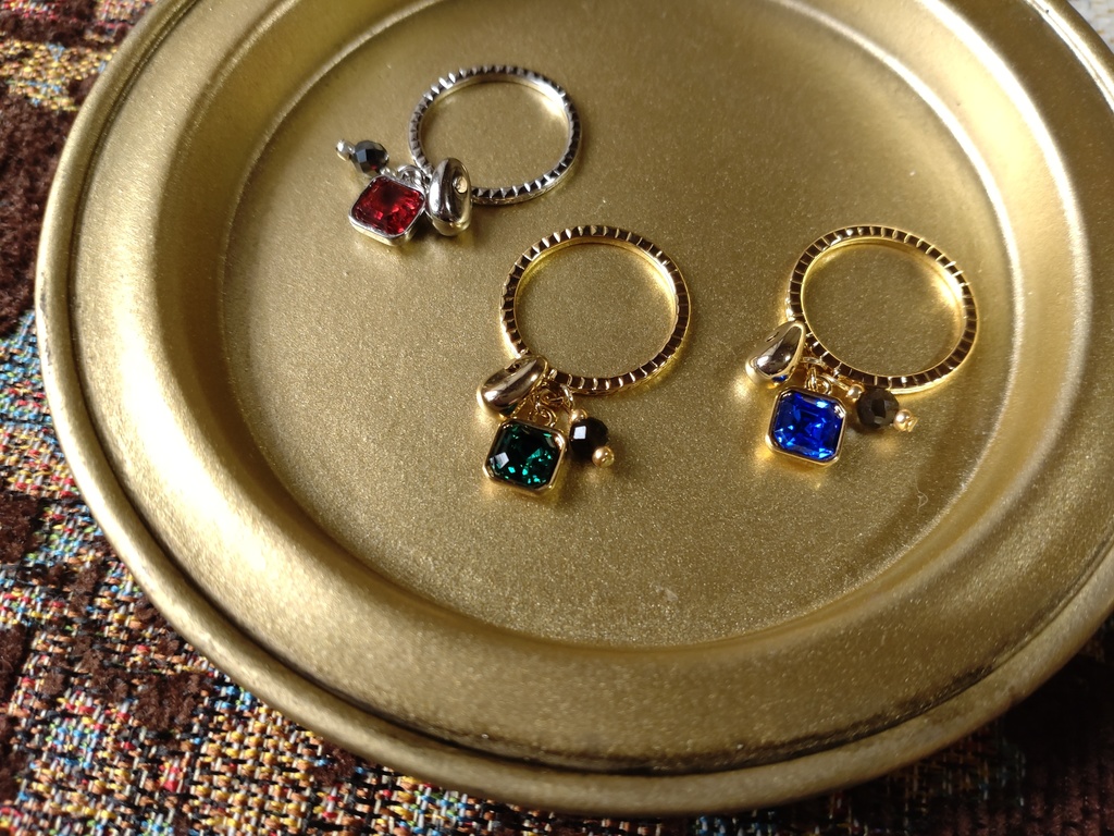 スワロチャーム指輪