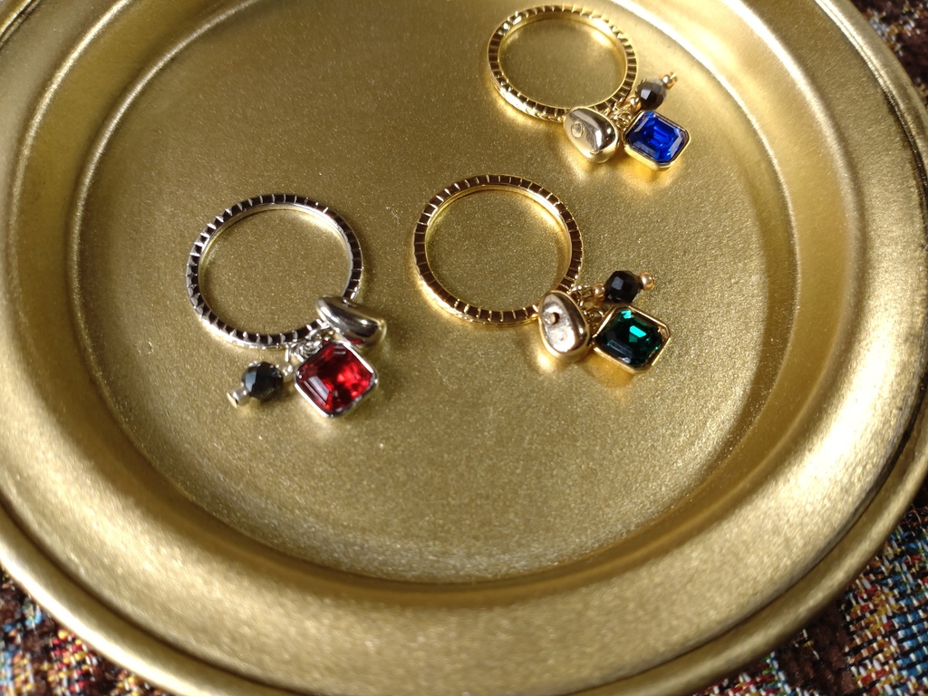 スワロチャーム指輪