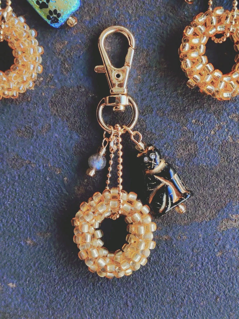 スーシュカチャーム