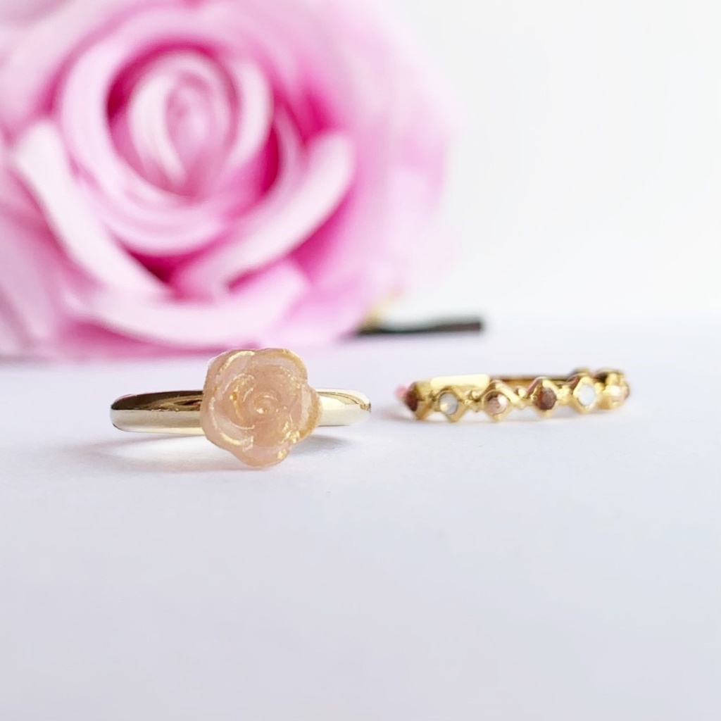 リラックスタイムのカフェラテバラリング