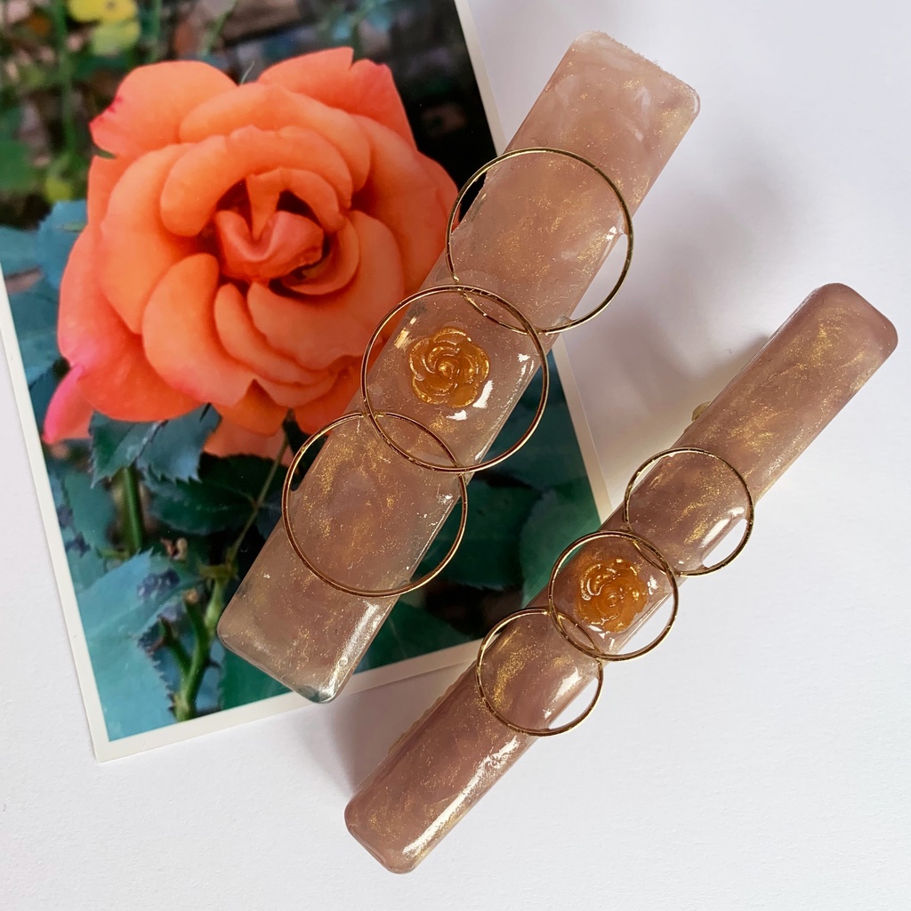 バラのチョコレートヘアクリップ