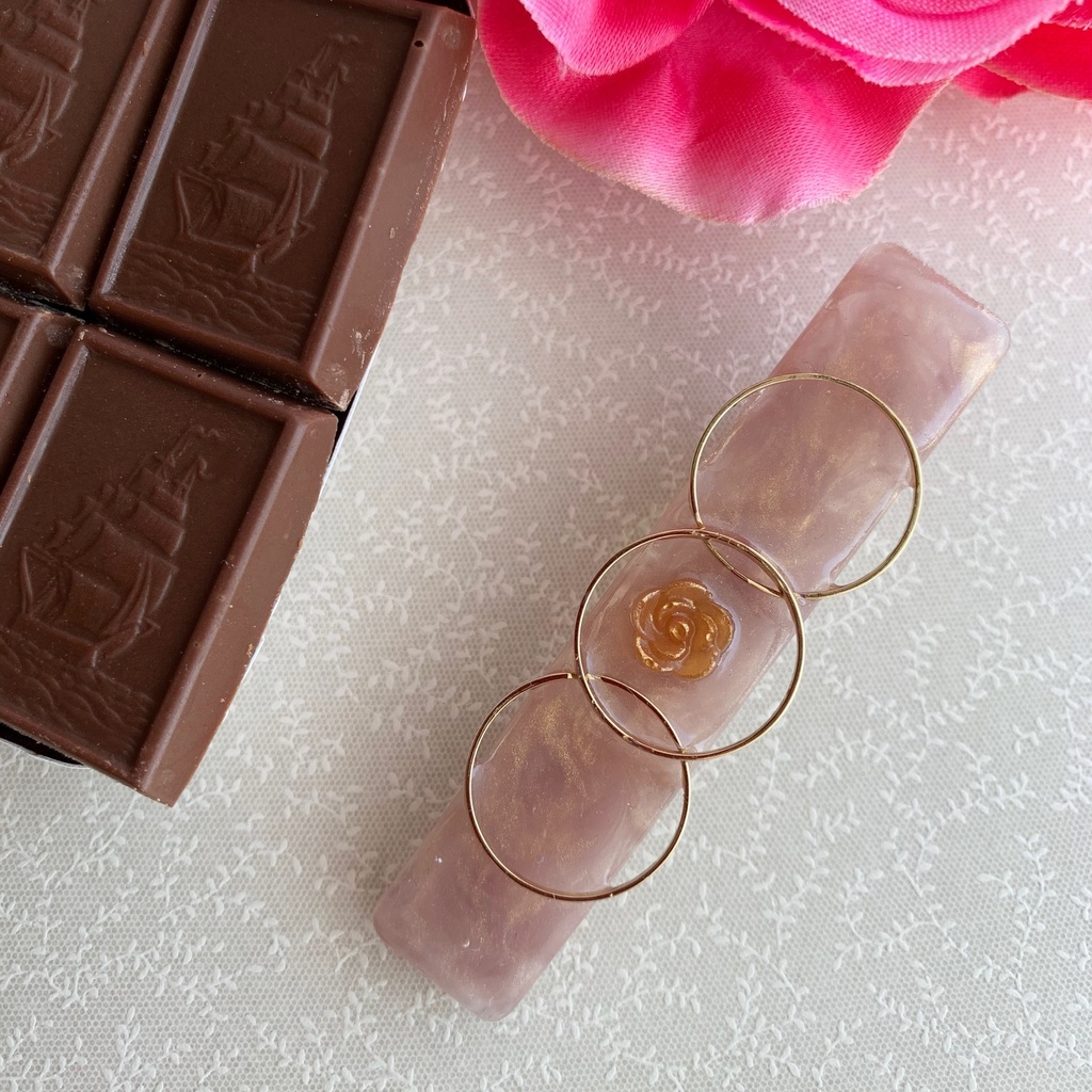 バラのチョコレートヘアクリップ