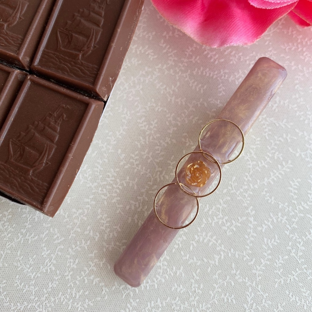 バラのチョコレートヘアクリップ