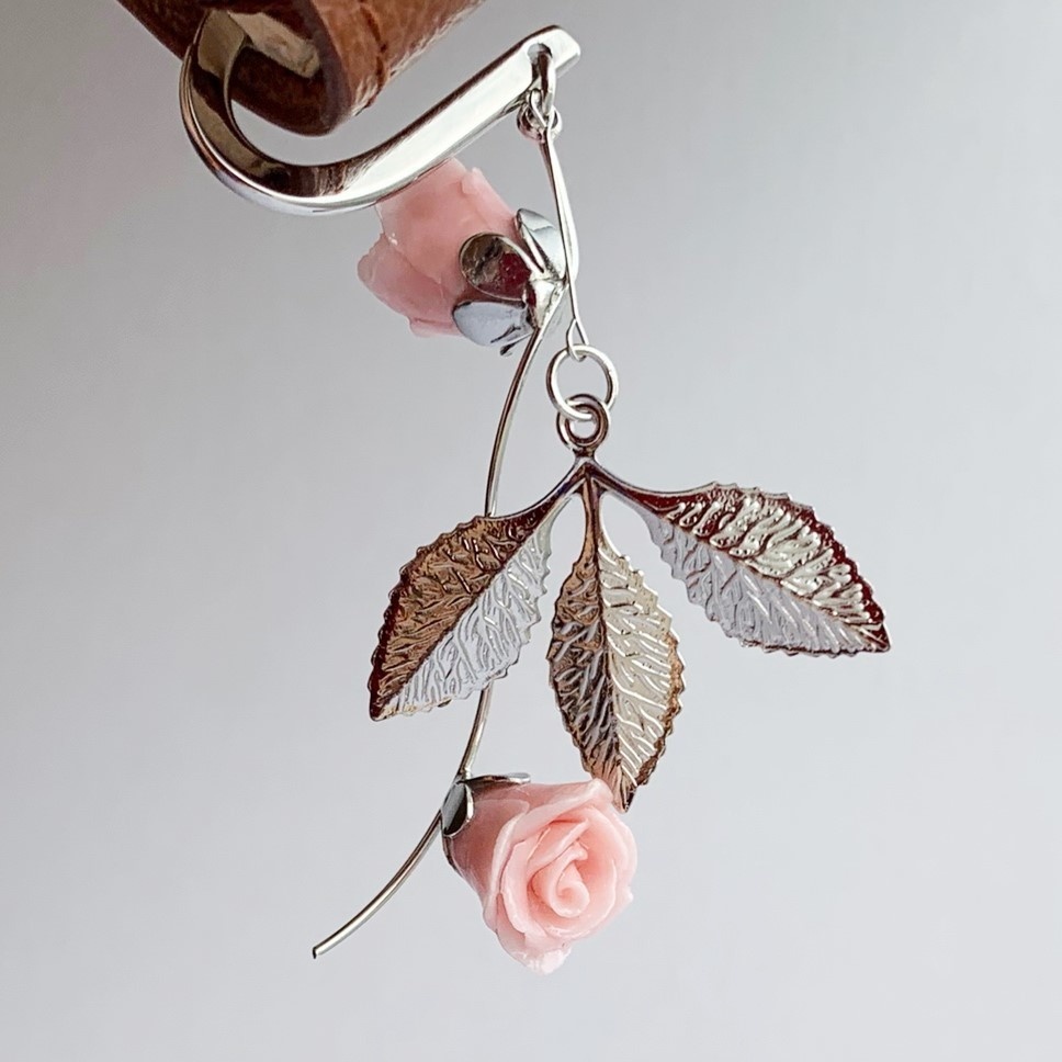 ピンク薔薇 つるバラのしおり