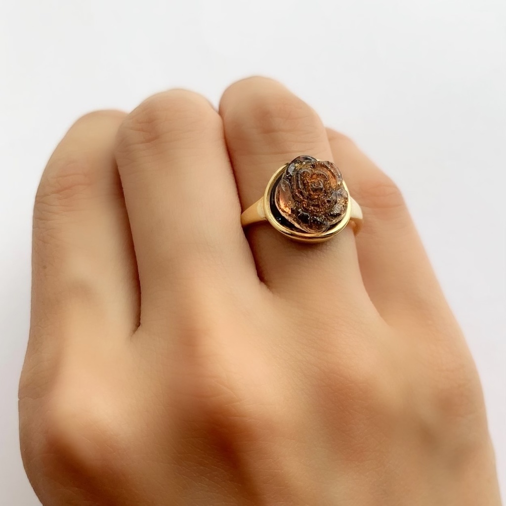 燃えるバラの指輪