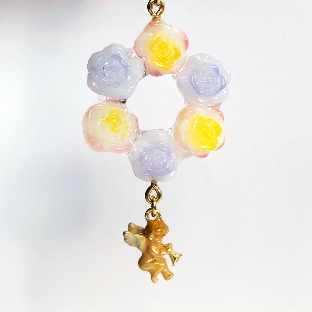 天使と薔薇の花かんむりストラップ・キーホルダー