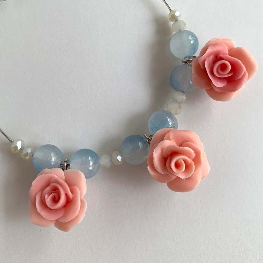 渚の薔薇ワイヤーブレスレット