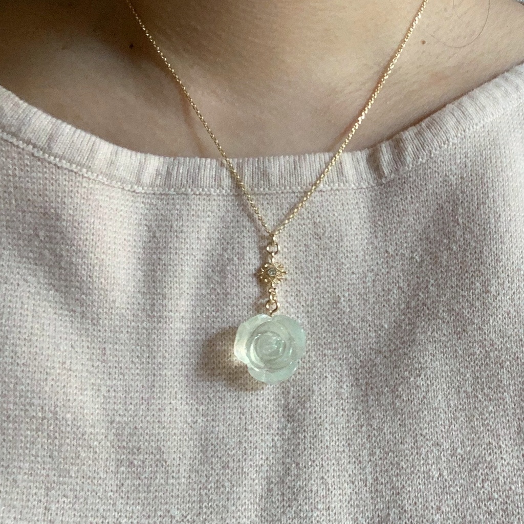 ホワイトローズ・クリスマスイヤリング・ピアス・ネックレス