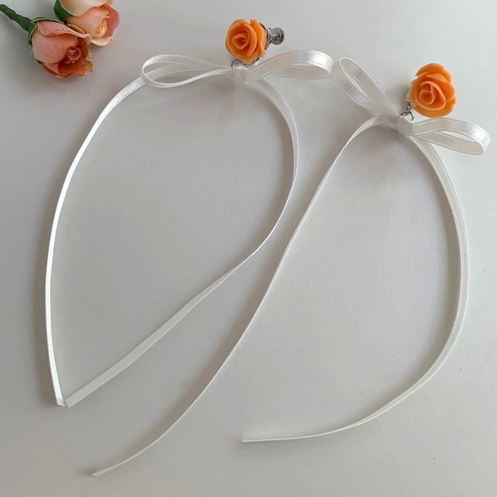 笑顔の薔薇ロングリボンアクセサリー