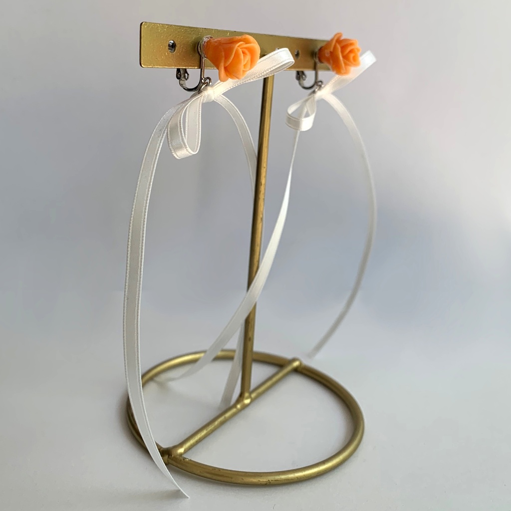 笑顔の薔薇ロングリボンアクセサリー