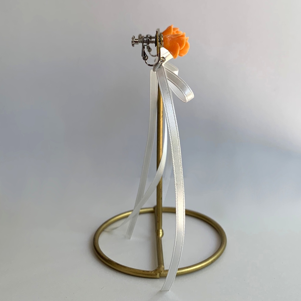 笑顔の薔薇ロングリボンアクセサリー